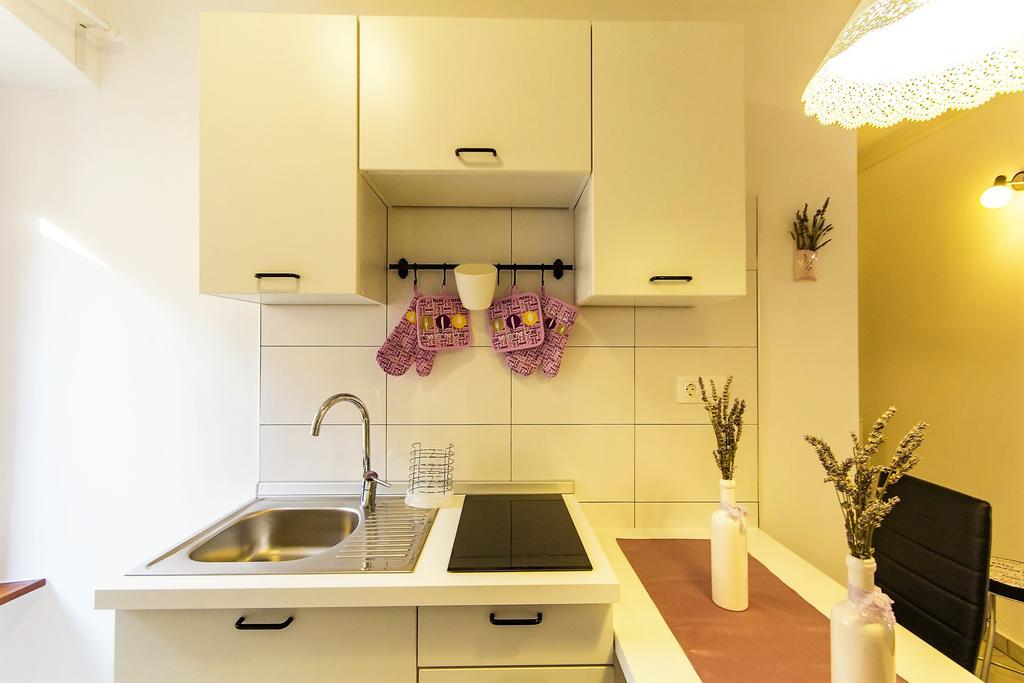 Center Apartment Lori Pula Buitenkant foto